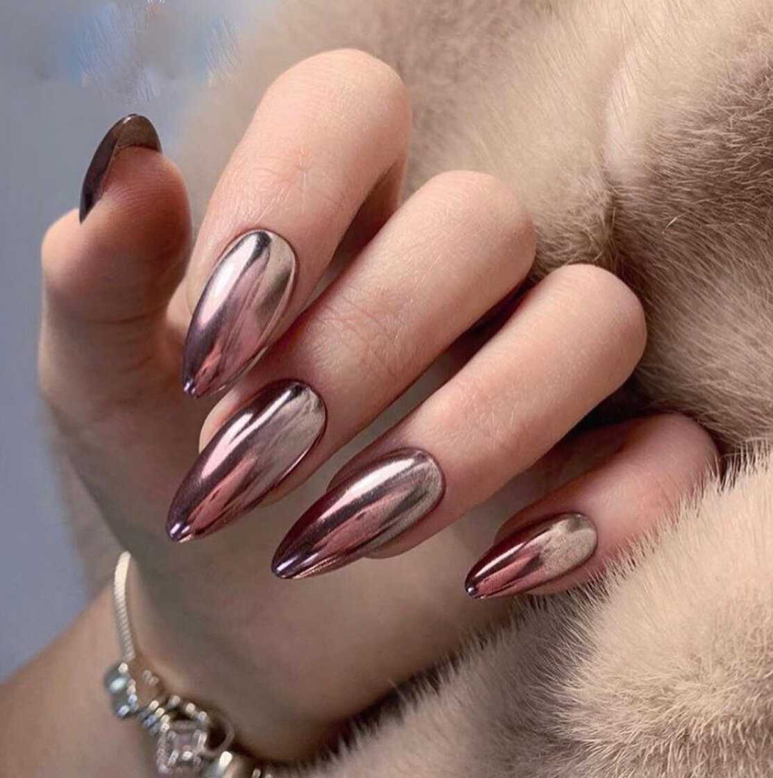 Маникюр с втиркой и стразами: 100 фото красивых новинок дизайна