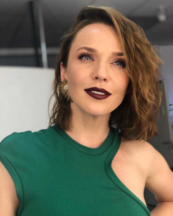 Albina dzhanabaeva