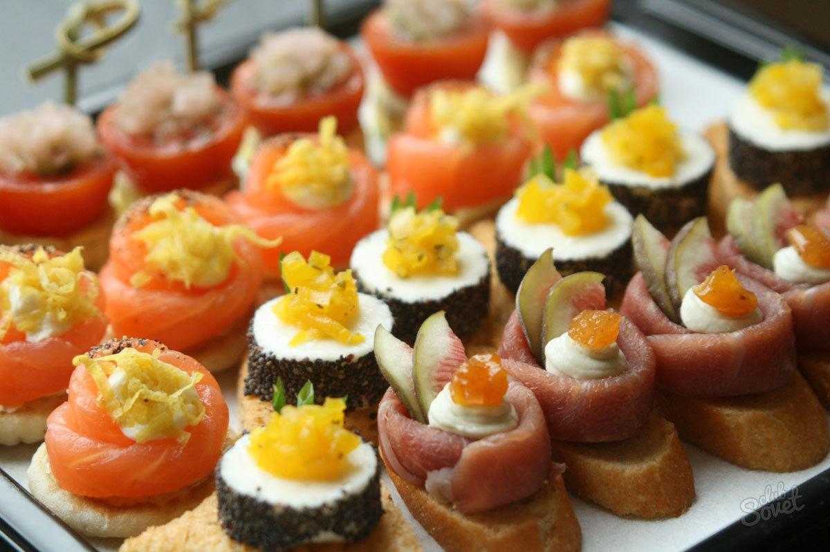 Закуски на праздничный стол — простые и вкусные рецепты недорогих холодных закусок