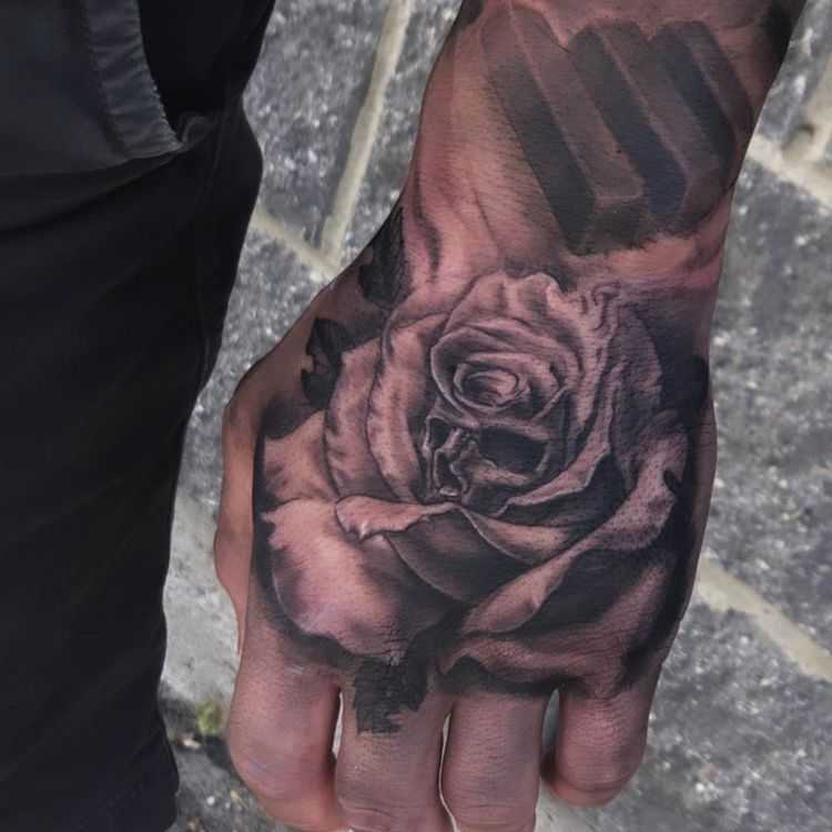 Тату роза - эскизы и значения татуировки роза | tattoo-ideas.ru