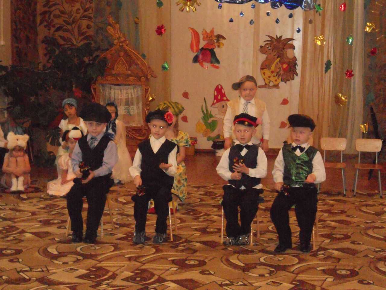 Мамы мальчиков, а что вы надеваете на сыновей, когда просят прийти на праздник в садике нарядными? - я happy mama